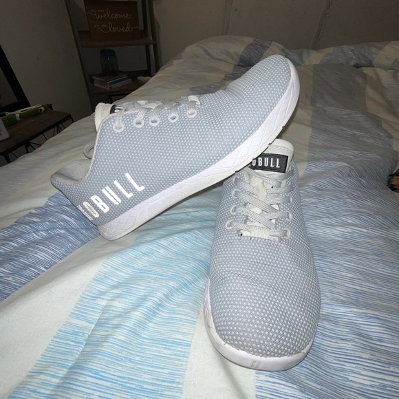 Arctic’s gray Nobull trainers - Picture 2 of 3